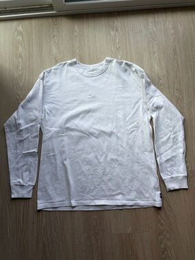 Nike Sportswear Premium Long Sleeve Shirt